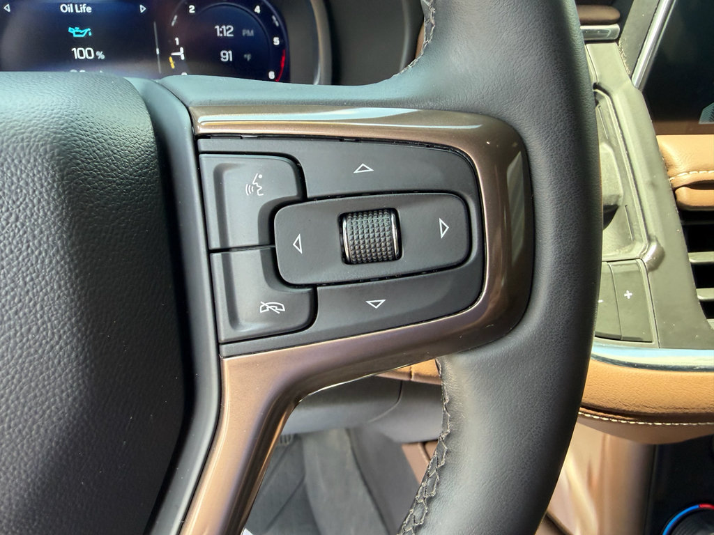 Used 2023 Chevrolet Suburban High Country AWD/4WD image 16