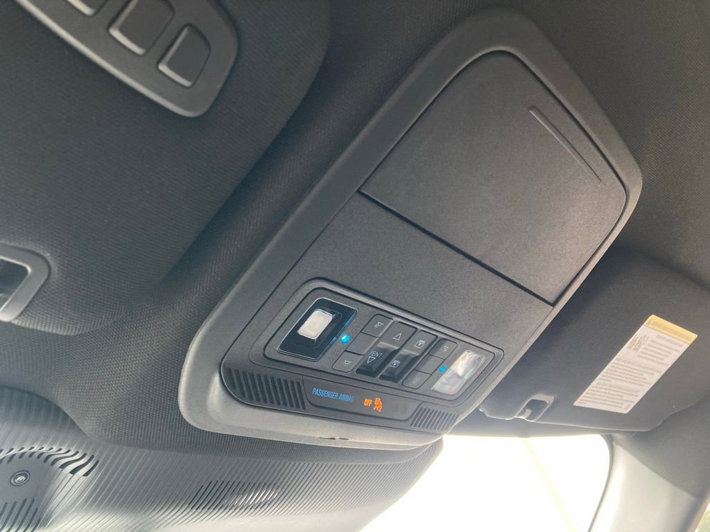 Used 2025 Ford Explorer ST w/ Sun And Sound Package AWD/4WD image 31