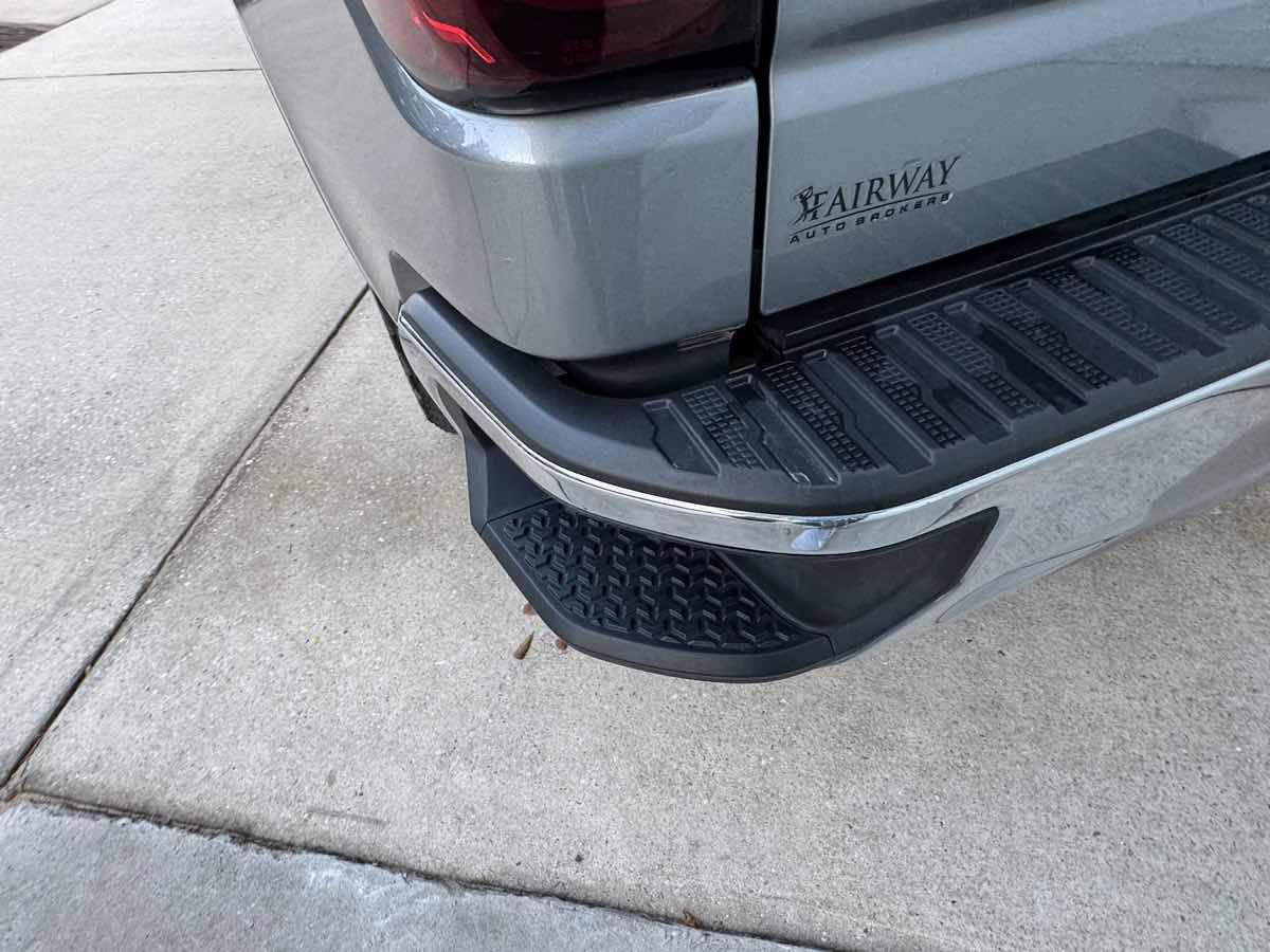 Used 2023 GMC Sierra 1500 SLT w/ SLT Premium Package image 25