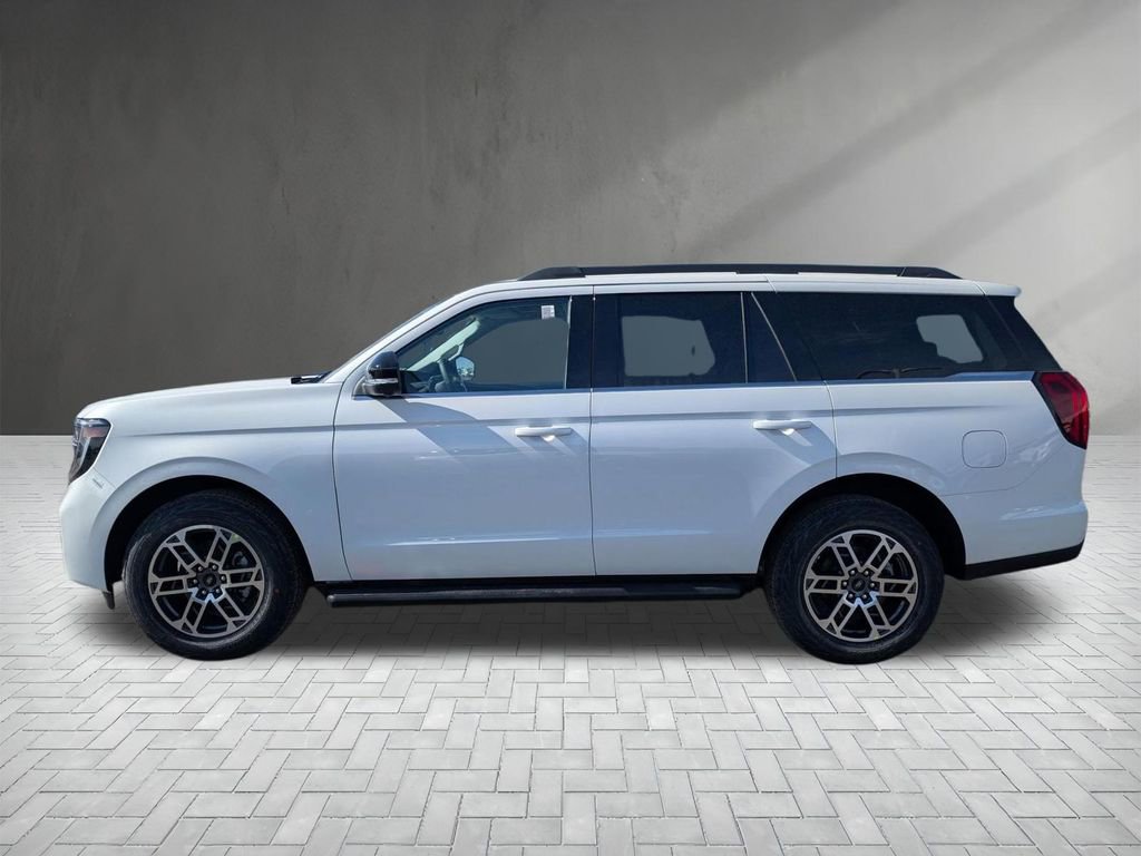 New 2026 Ford Expedition Active image 6