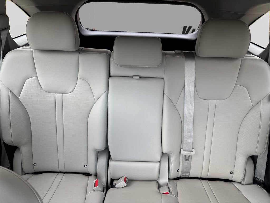 Certified 2025 Kia Sorento S w/ Panoramic Sunroof Package image 10