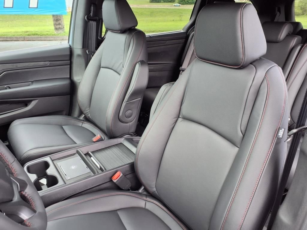 New 2026 Honda Odyssey Sport-L image 14
