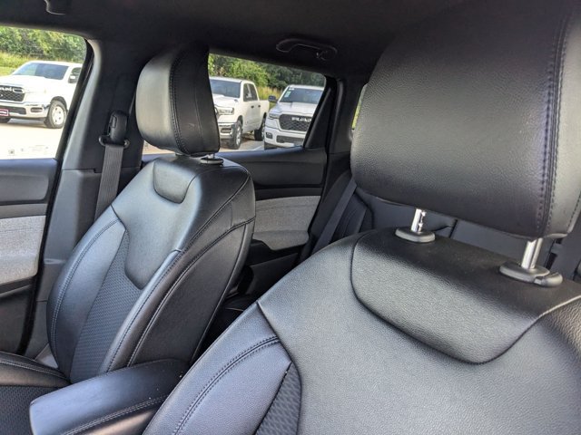 Used 2024 Jeep Compass Latitude AWD/4WD image 14