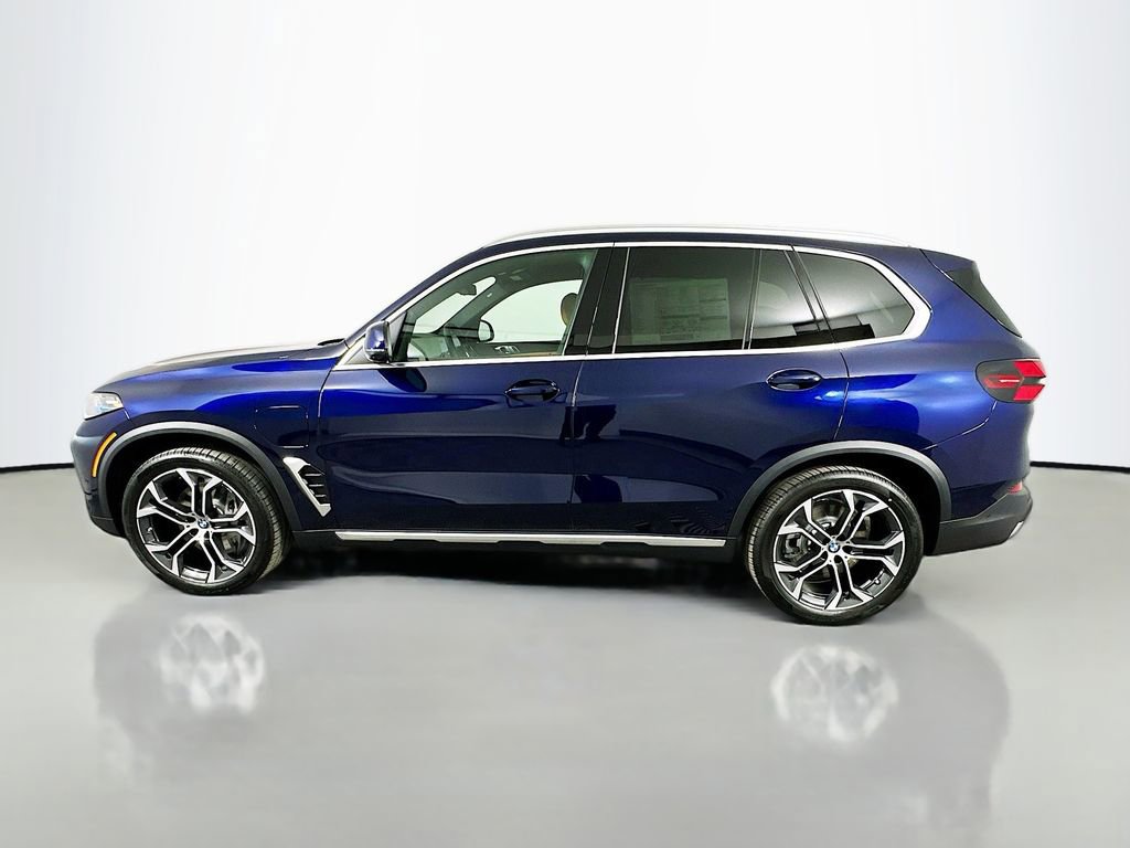 New 2026 BMW X5 xDrive50e AWD/4WD image 8