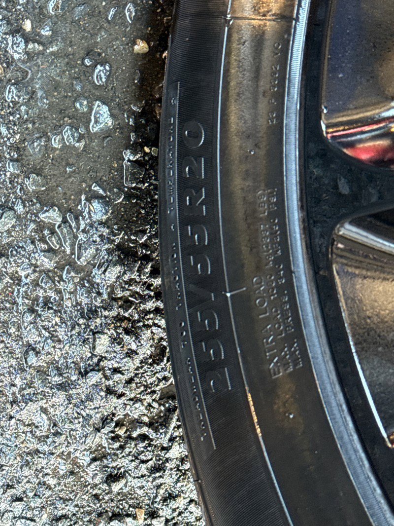 Used 2018 Land Rover Range Rover HSE image 49