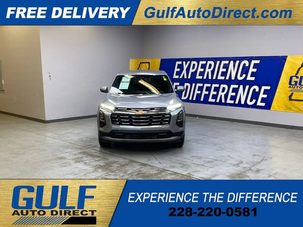 Used 2025 Chevrolet Equinox LT AWD/4WD image 3