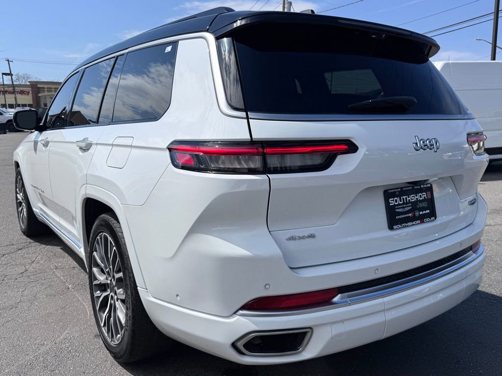 Certified 2024 Jeep Grand Cherokee L Summit AWD/4WD image 5