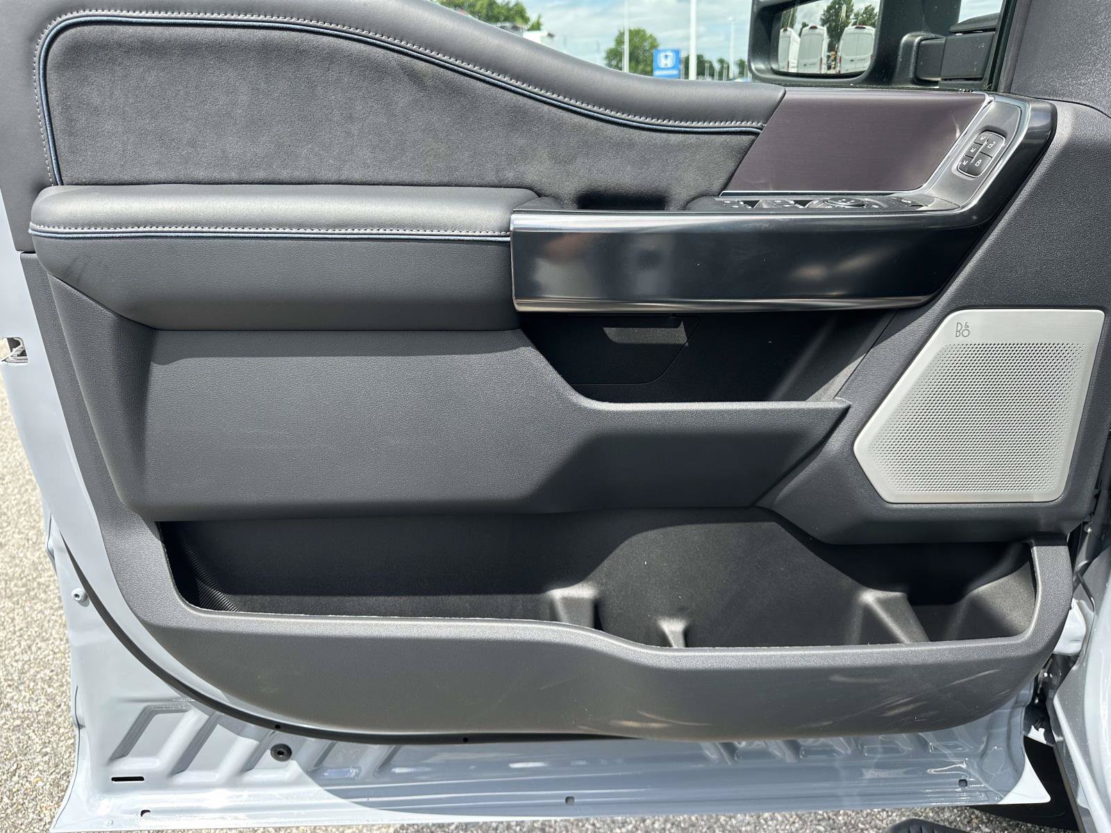 New 2026 Ford F350 Platinum AWD/4WD image 16