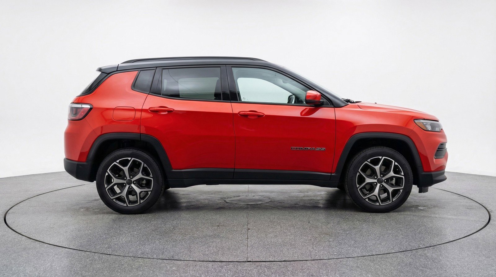 Used 2025 Jeep Compass Limited AWD/4WD image 11