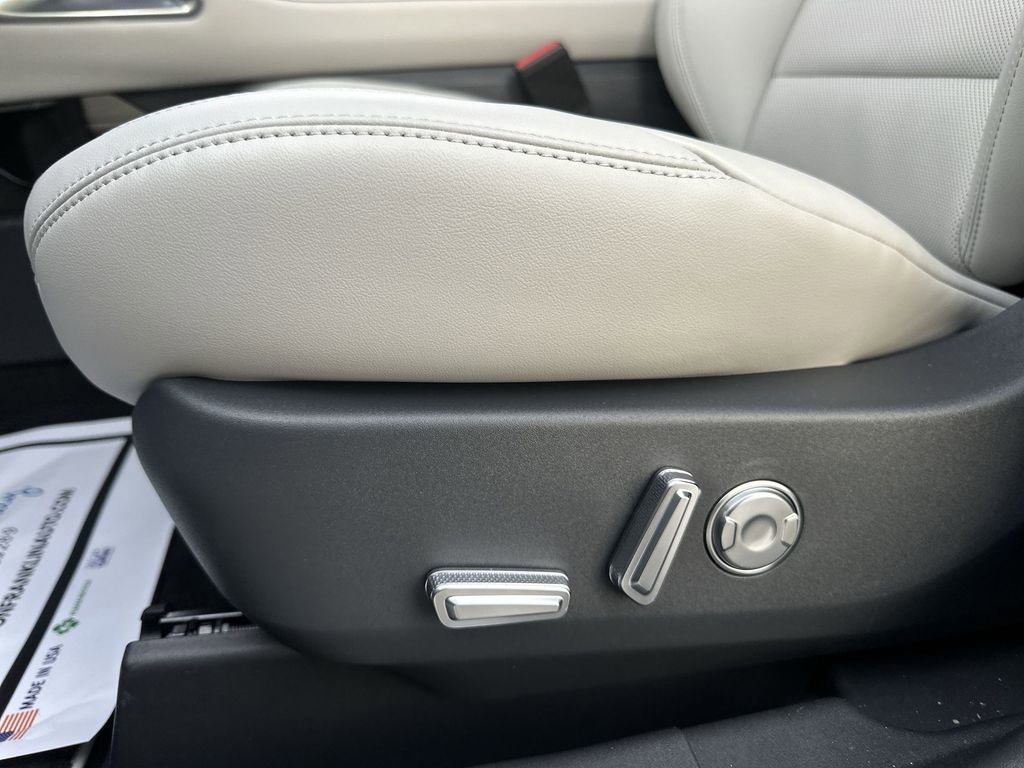 New 2026 Lincoln Nautilus Premier w/ Equipment Group 102A image 12