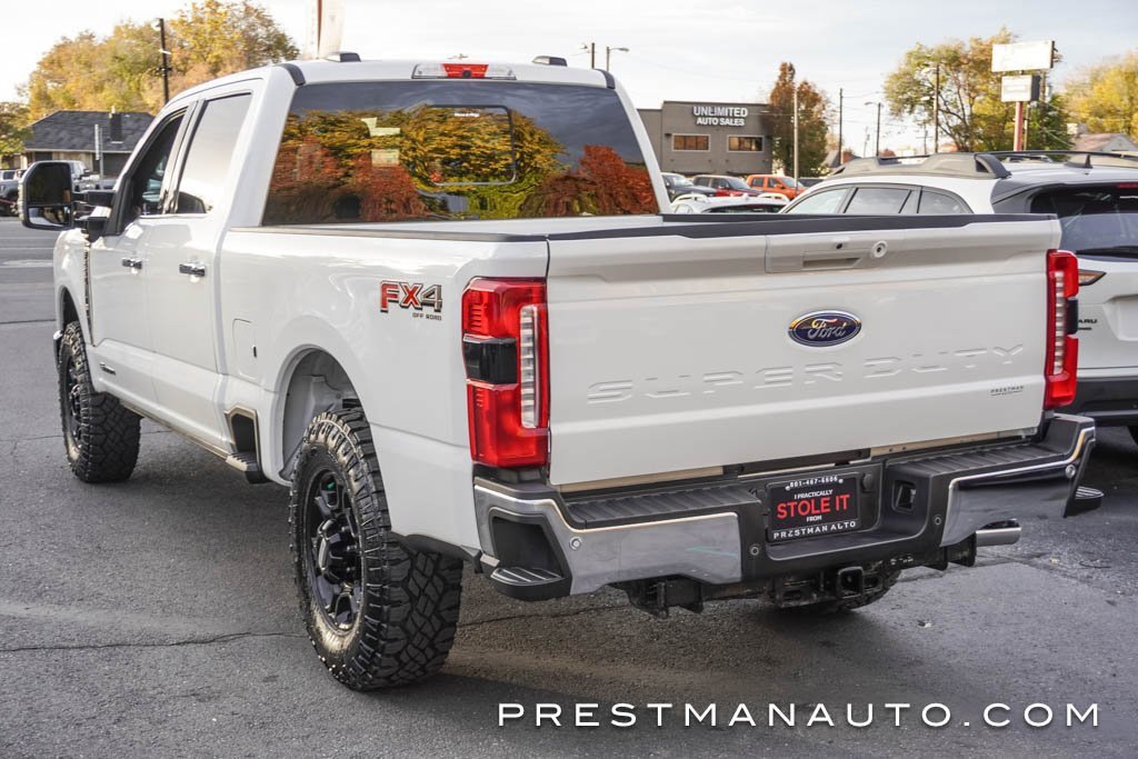 Used 2025 Ford F250 Lariat w/ Chrome Package image 22