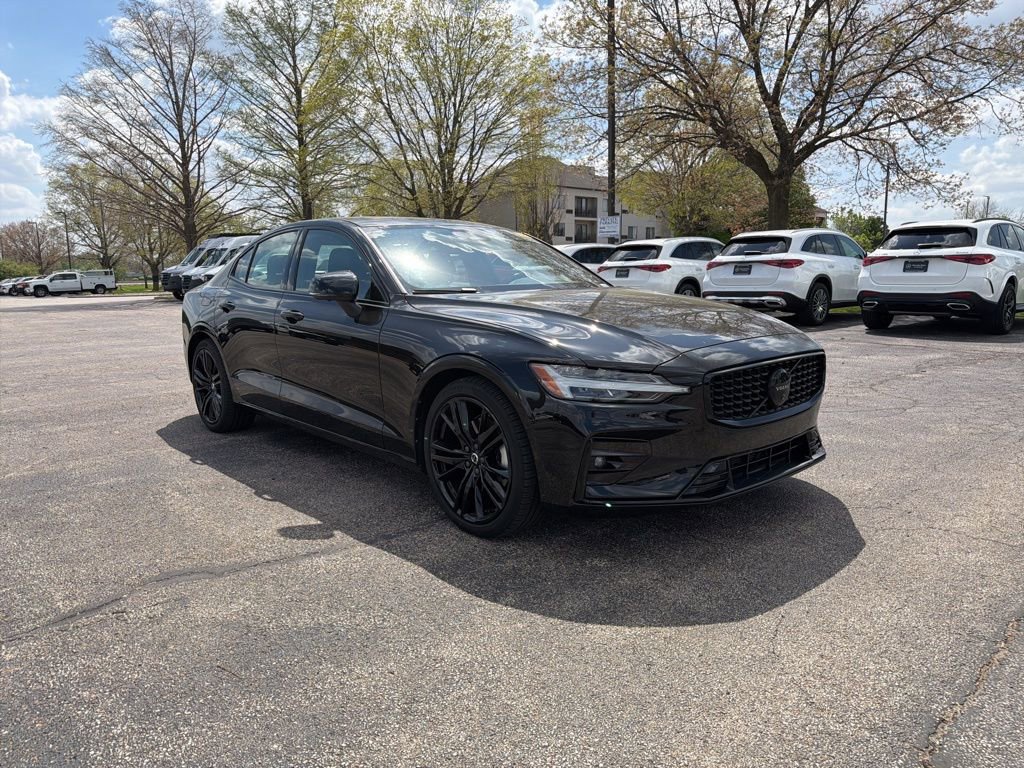 Used 2024 Volvo S60 B5 Plus w/ Climate Package AWD/4WD video 2