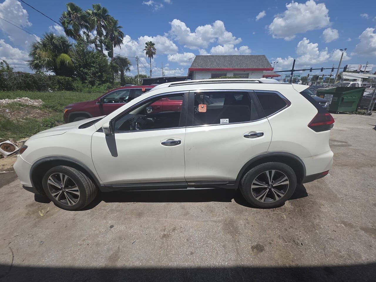 Used 2018 Nissan Rogue SL AWD/4WD image 13
