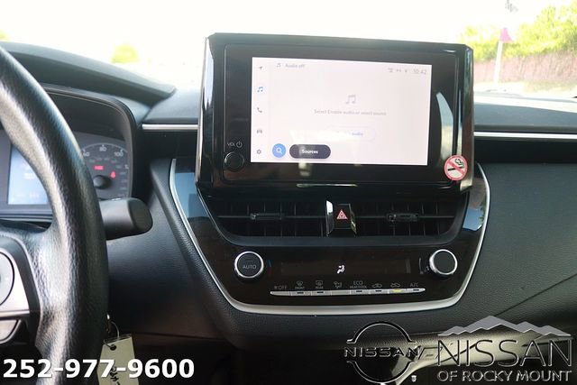 Used 2024 Toyota Corolla LE FWD image 18