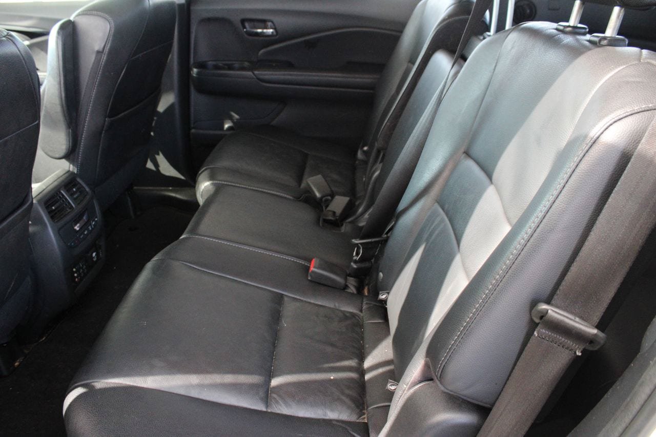Used 2017 Honda Pilot Touring image 19