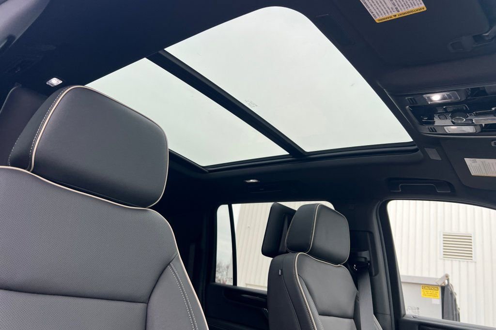 New 2026 GMC Yukon XL Elevation w/ Elevation Premium Package image 15