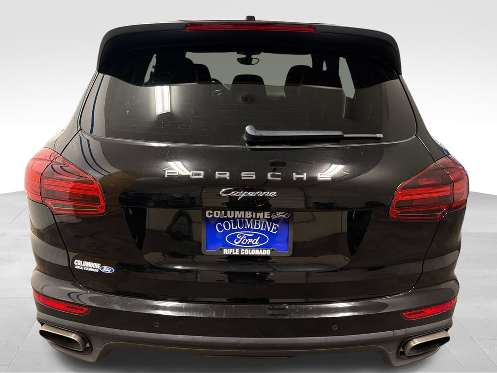 Used 2018 Porsche Cayenne Platinum Edition AWD/4WD image 3