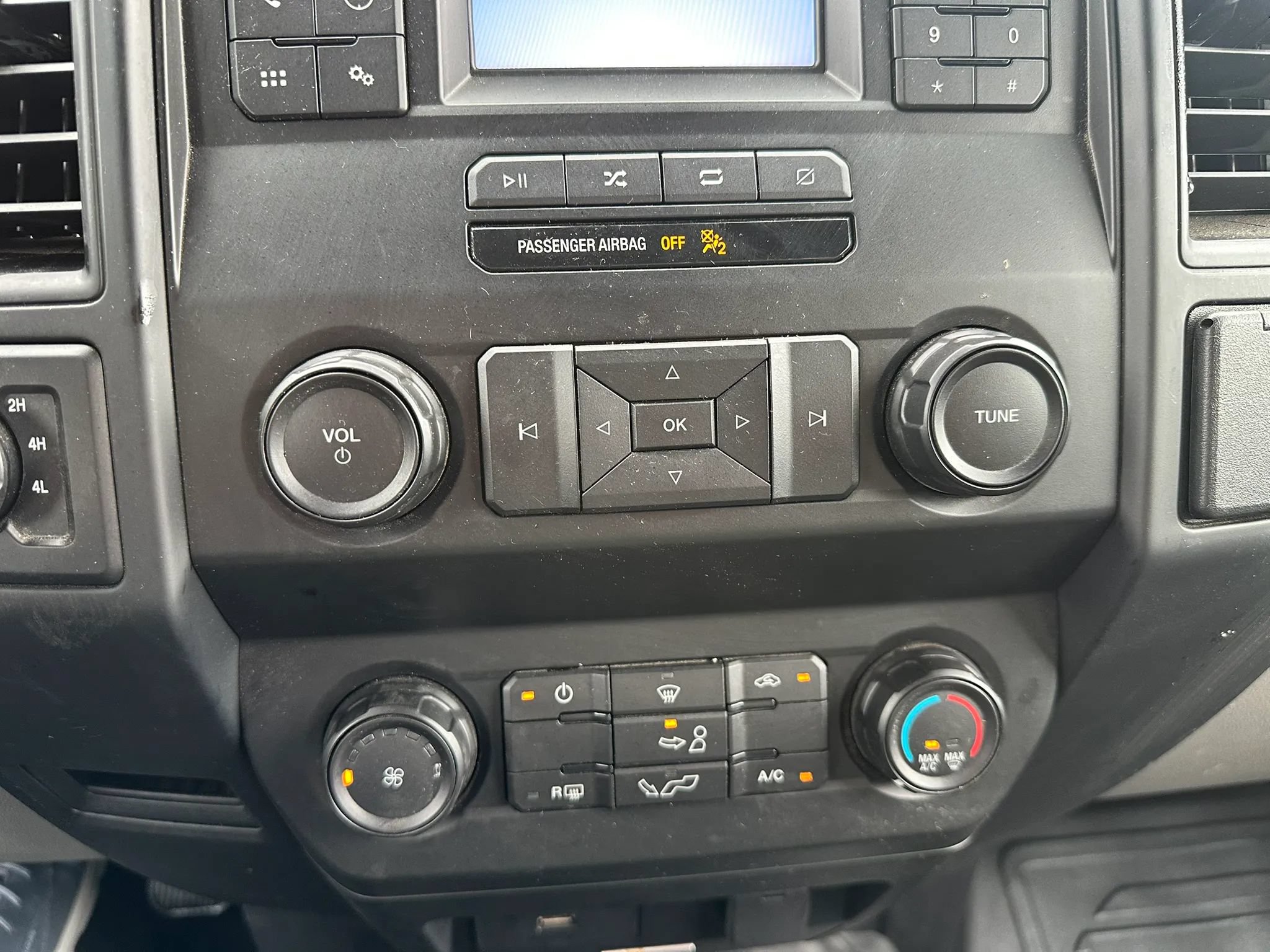 Used 2018 Ford F150 XL w/ XL Power Equipment Group AWD/4WD image 18