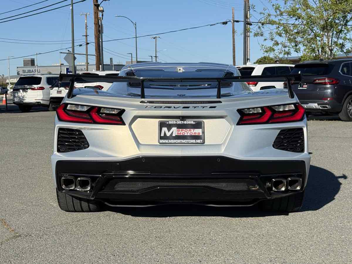 Used 2022 Chevrolet Corvette Stingray Premium Cpe w/ Z51 Performance Package RWD image 5