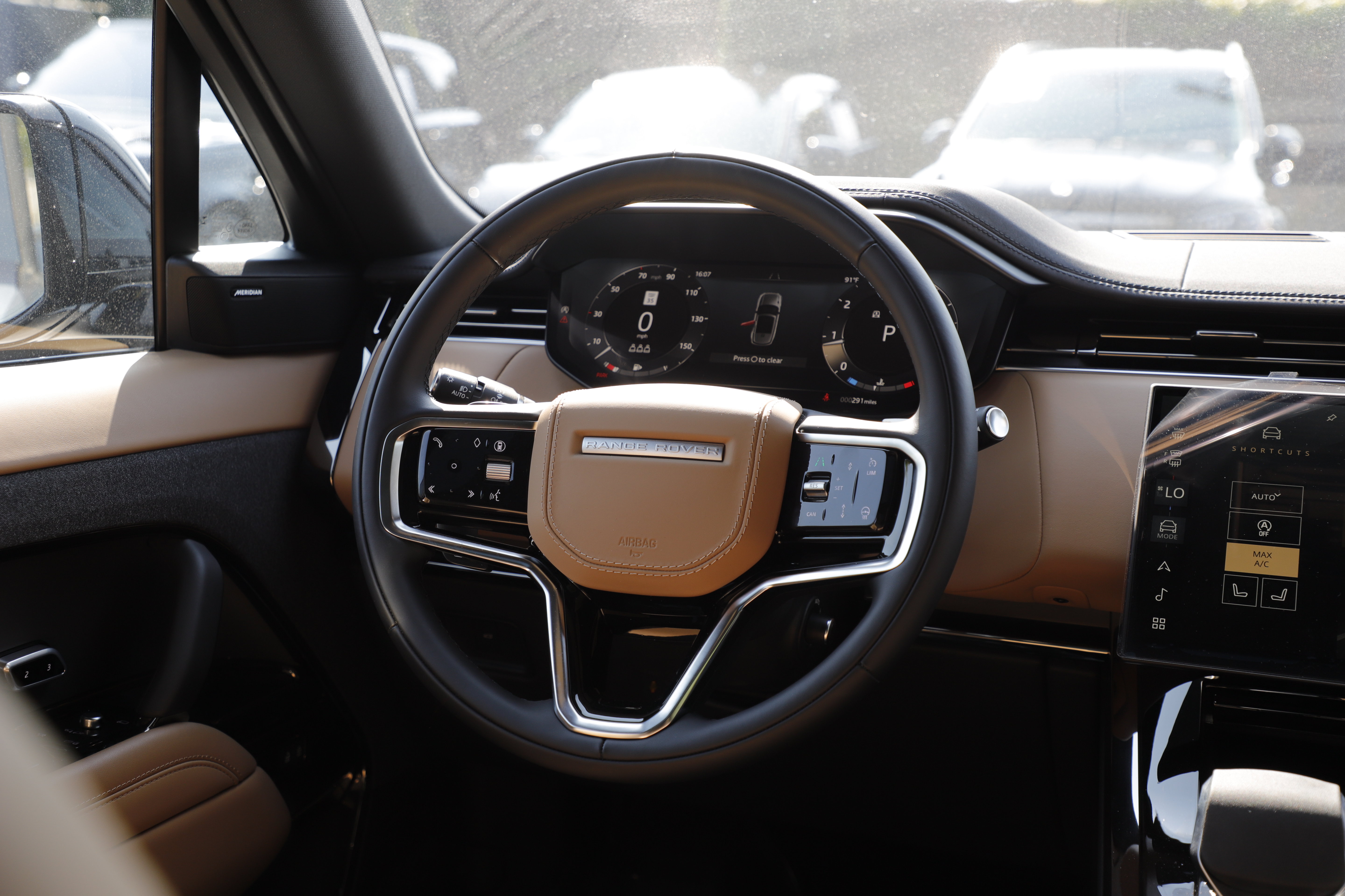 New 2025 Land Rover Range Rover Sport SE AWD/4WD image 19