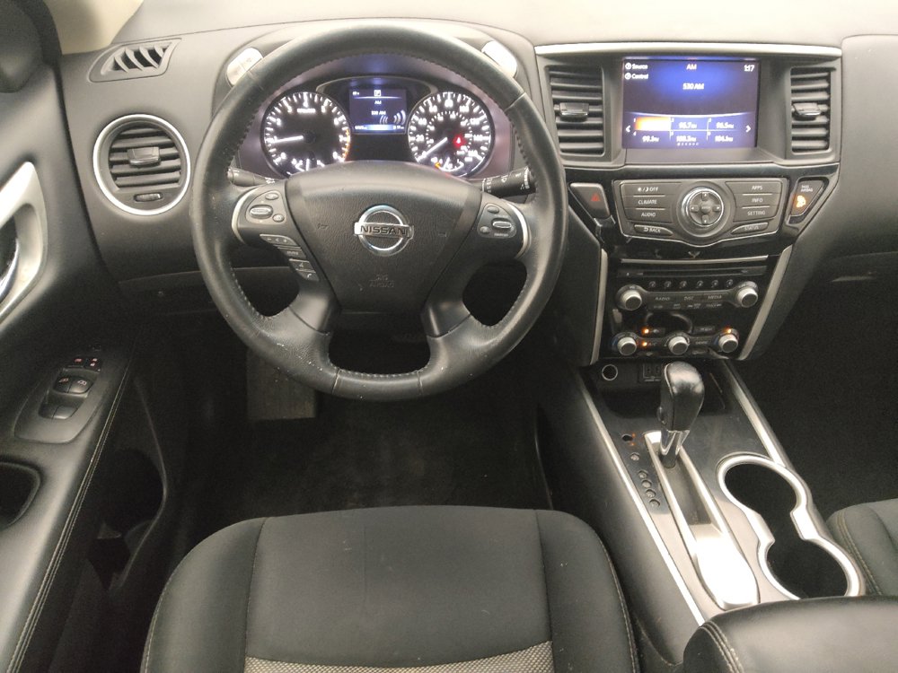 Used 2018 Nissan Pathfinder SV FWD image 22