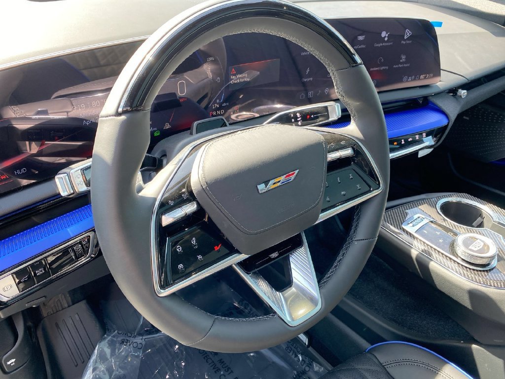 New 2026 Cadillac Optiq V w/ LPO, Floor Liner Package AWD/4WD image 20