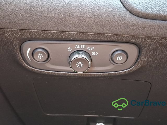 Certified 2023 Buick Encore GX Essence w/ Experience Buick Package FWD image 24