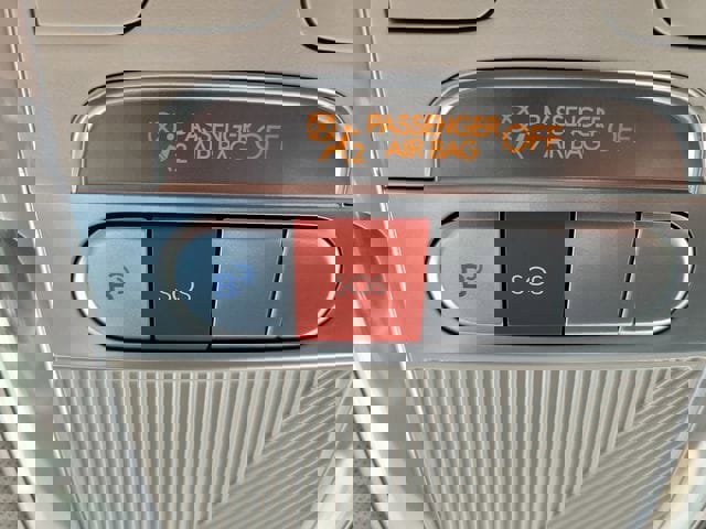 Certified 2025 Hyundai Ioniq 5 SE image 15