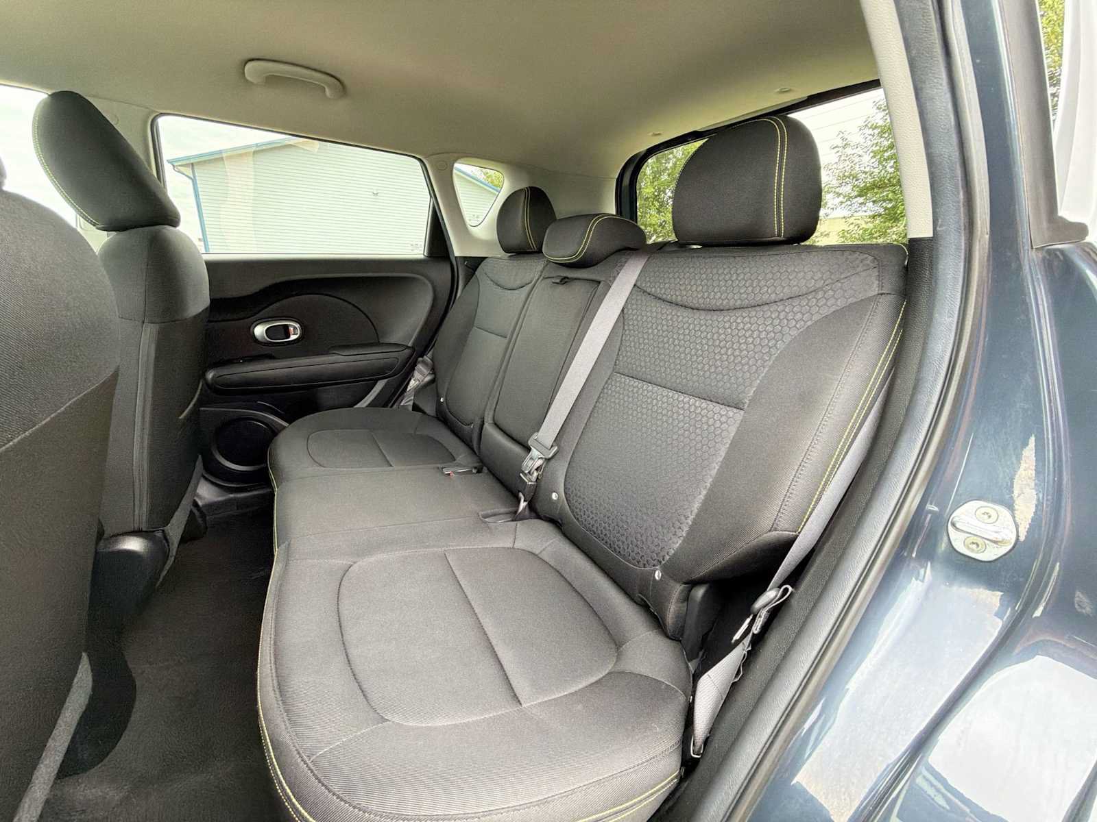 Used 2015 Kia Soul + FWD image 16