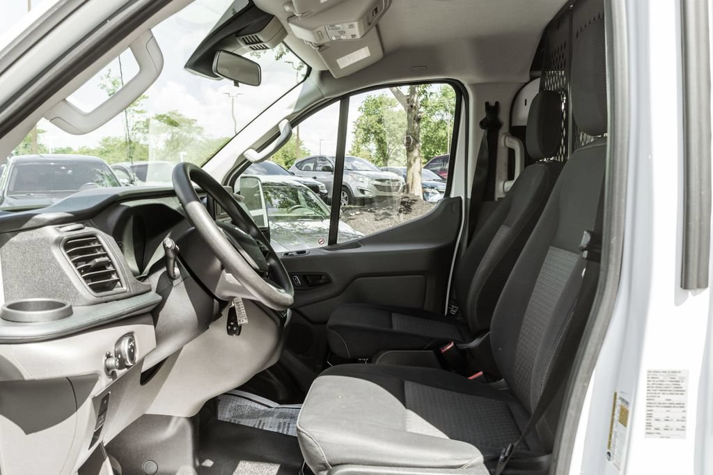 Used 2024 Ford Transit 250 Low Roof w/ Exterior Upgrade Package RWD image 19