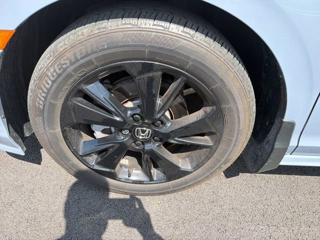 Used 2024 Honda Odyssey Sport image 3