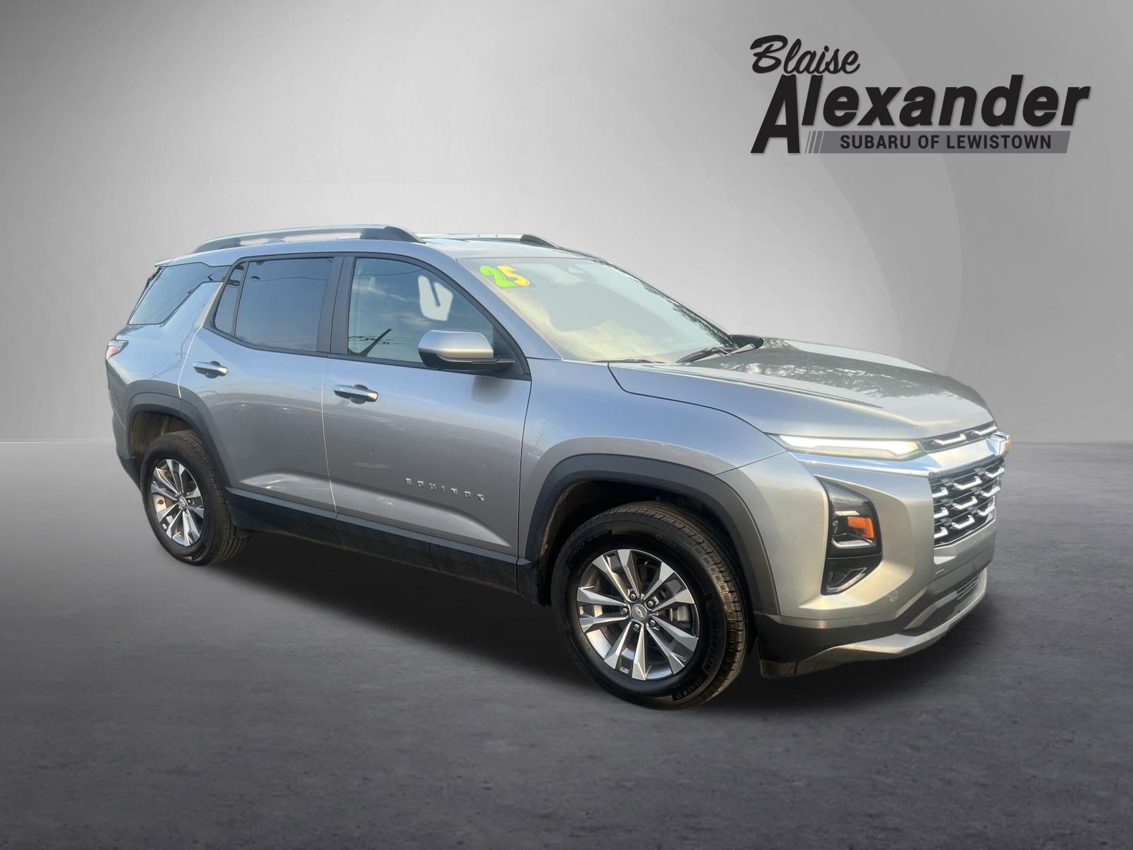 Used 2025 Chevrolet Equinox LT w/ Convenience Package II AWD/4WD image 1
