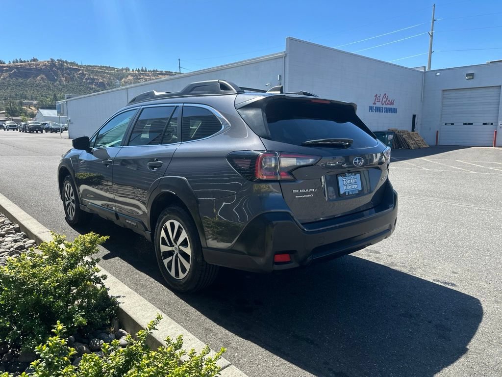Used 2024 Subaru Outback Premium AWD/4WD image 10