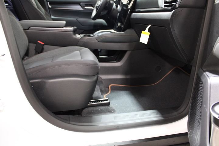 New 2026 GMC Terrain AT4 image 25