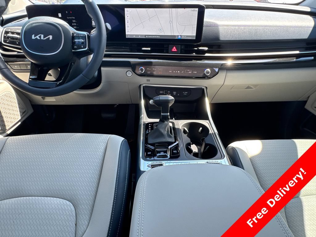 New 2025 Kia Carnival SX Prestige FWD image 22