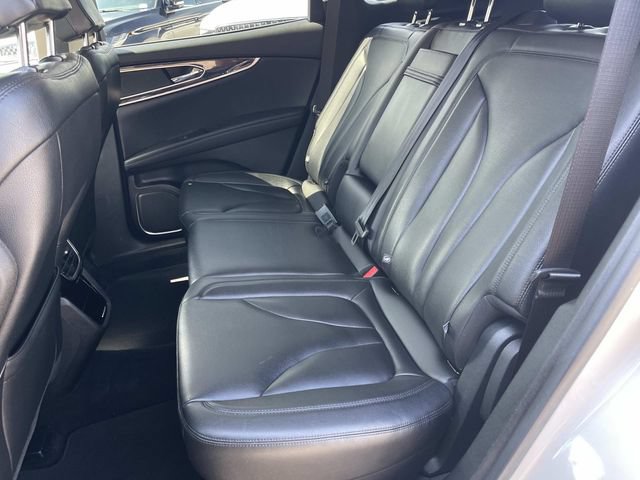 Certified 2022 Lincoln Nautilus FWD image 17