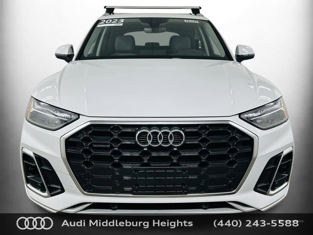 Certified 2023 Audi Q5 2.0T Premium w/ Convenience Package AWD/4WD image 2