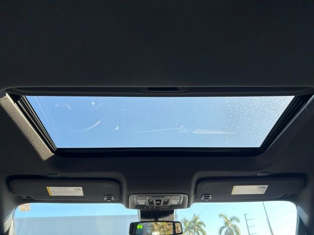 Used 2025 Chevrolet Silverado 2500 ZR2 image 19