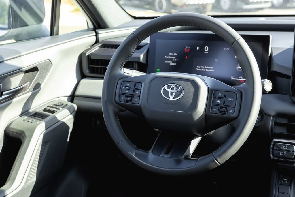 Used 2026 Toyota RAV4 SE AWD/4WD image 28