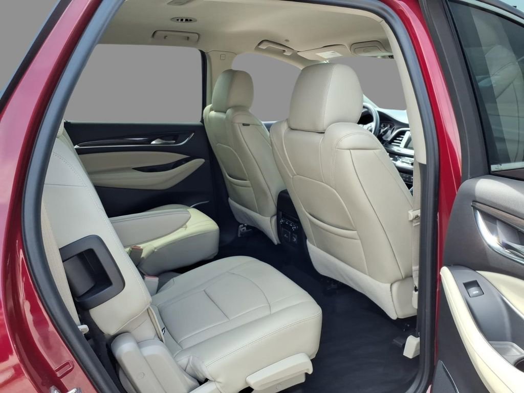 Used 2021 Buick Enclave Essence w/ Sound and Sites Package AWD/4WD image 11