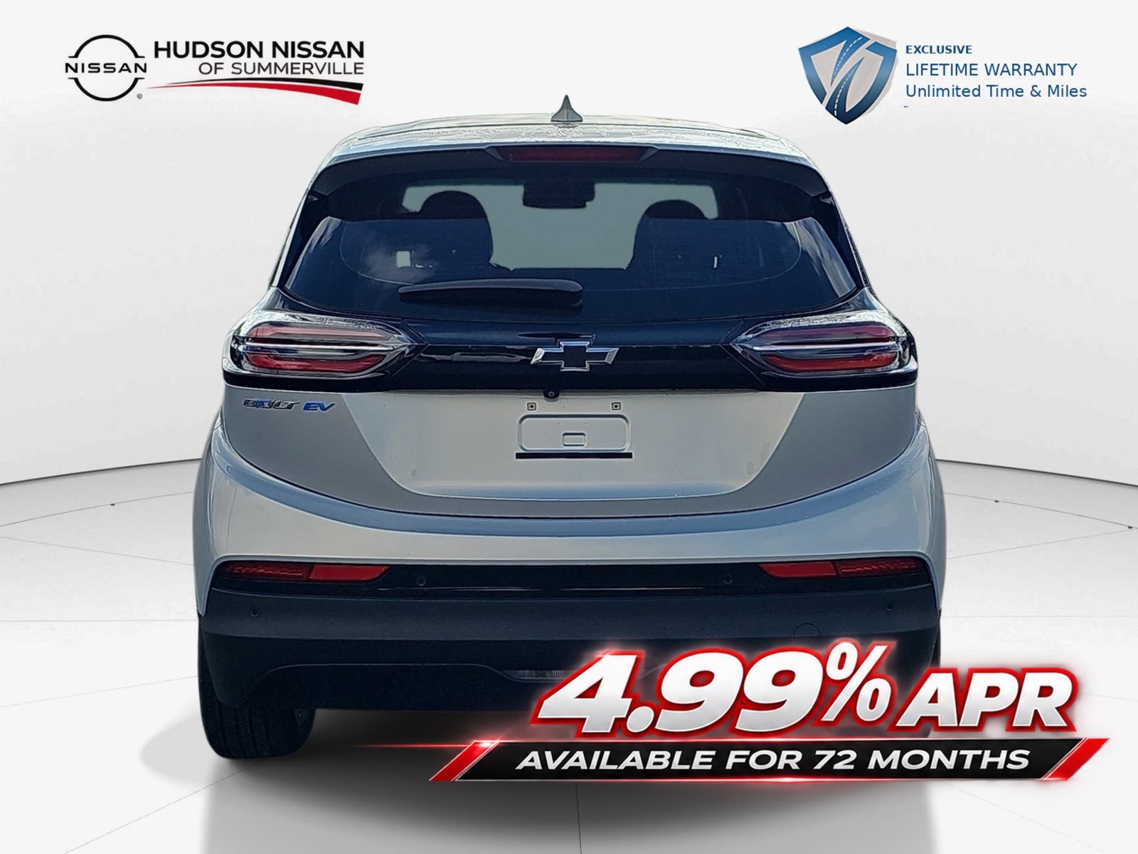 Used 2023 Chevrolet Bolt LT w/ Driver Confidence Package FWD image 8