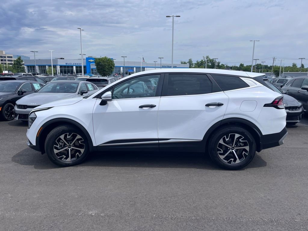 Certified 2024 Kia Sportage EX FWD image 5