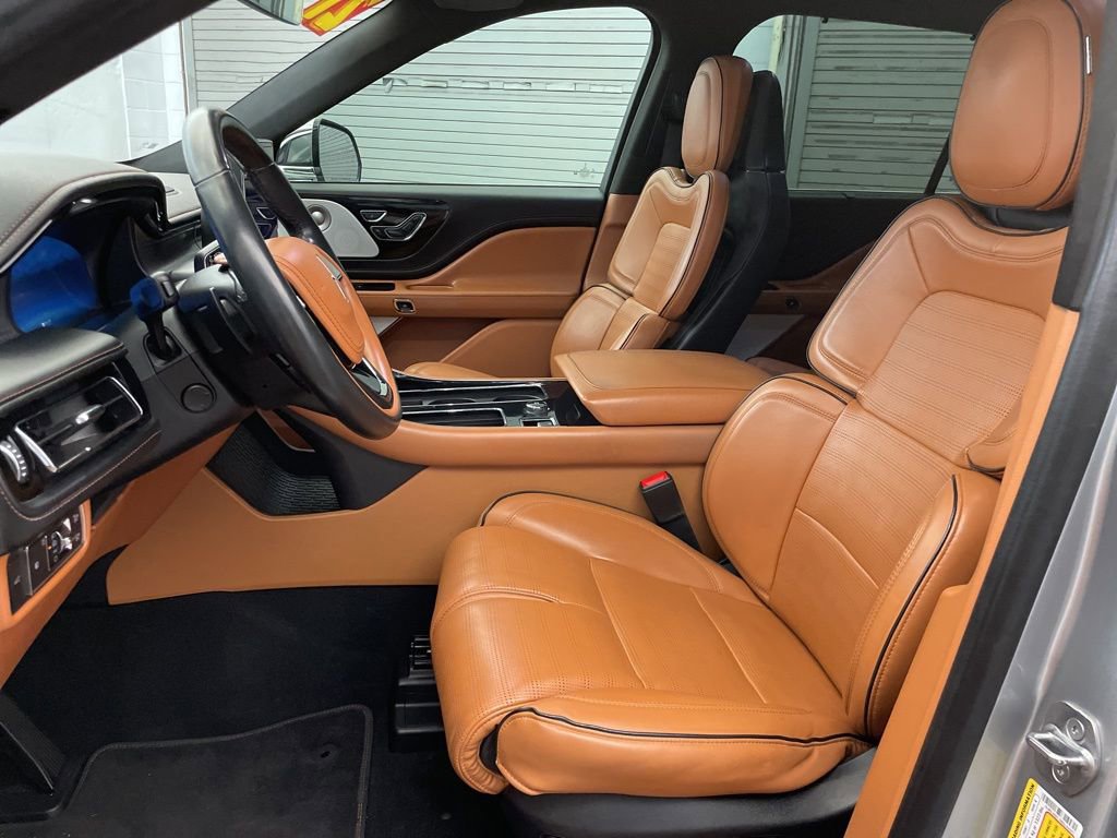 Used 2021 Lincoln Aviator Black Label w/ Dynamic Handling Package image 13