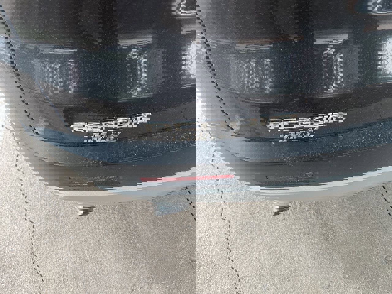 Used 2019 GMC Acadia SLE image 3