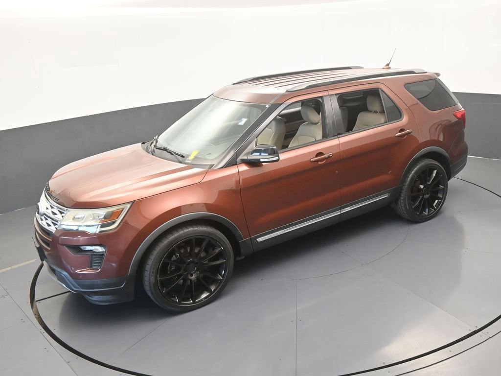 Used 2018 Ford Explorer XLT w/ Equipment Group 202A FWD image 45