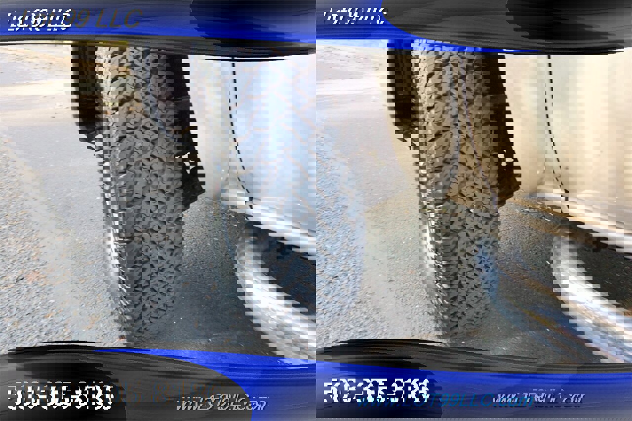 Used 2005 GMC Sierra 3500 SLT w/ Heavy-Duty Power Package image 4