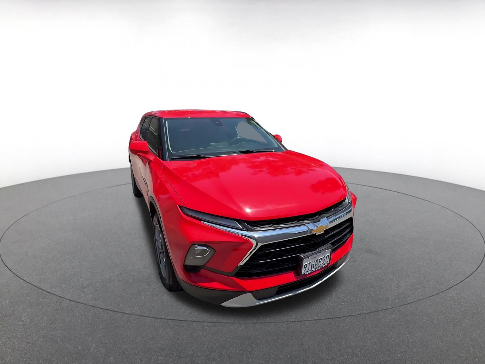 Used 2025 Chevrolet Blazer LT FWD image 3