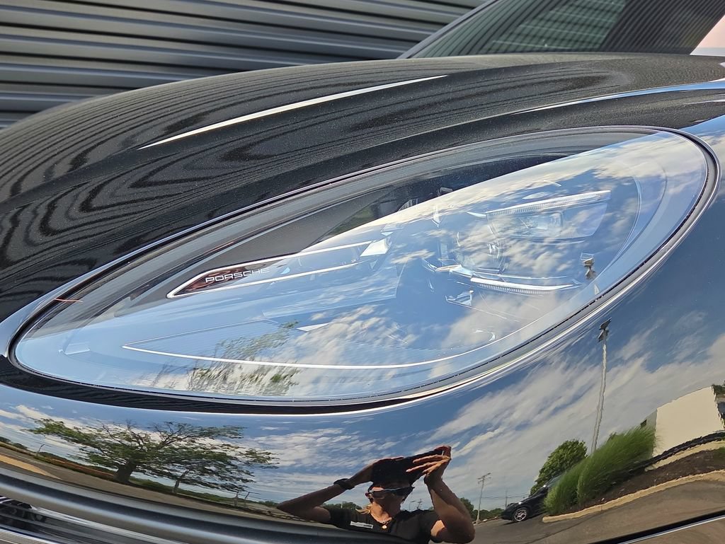Certified 2026 Porsche Macan AWD/4WD image 25