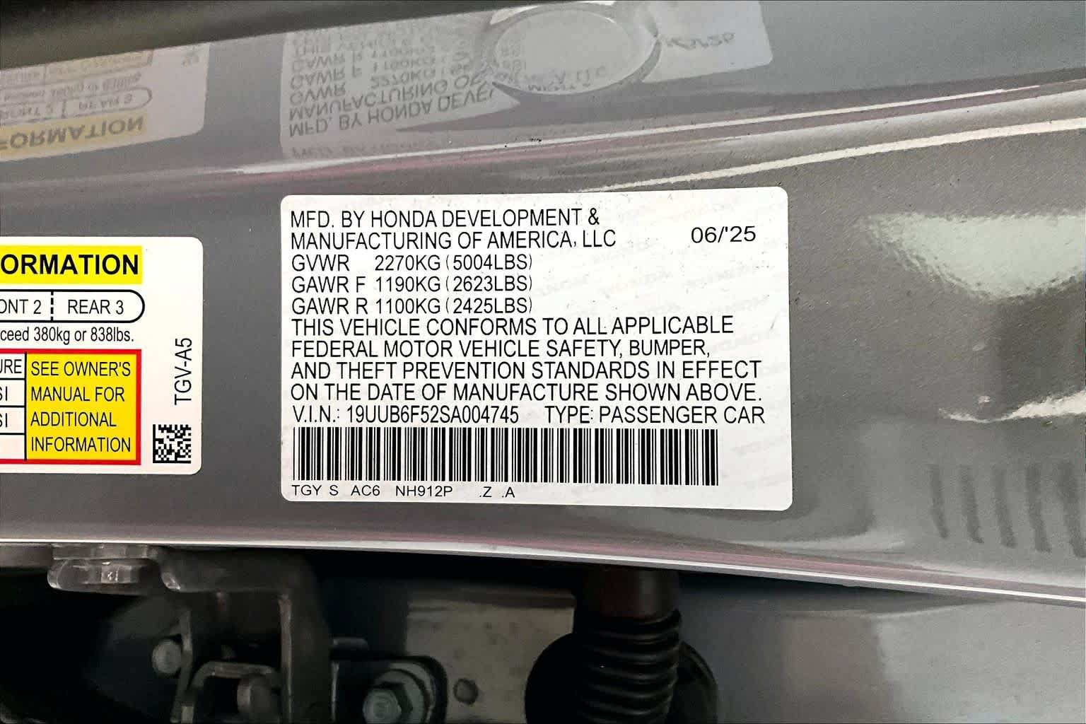 Used 2025 Acura TLX SH-AWD w/ A-SPEC Pkg image 18