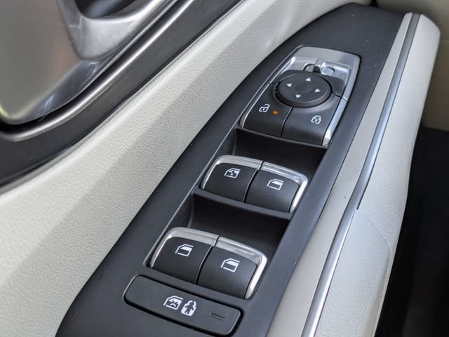 Used 2025 Kia Sorento EX w/ Panoramic Sunroof Package FWD image 24